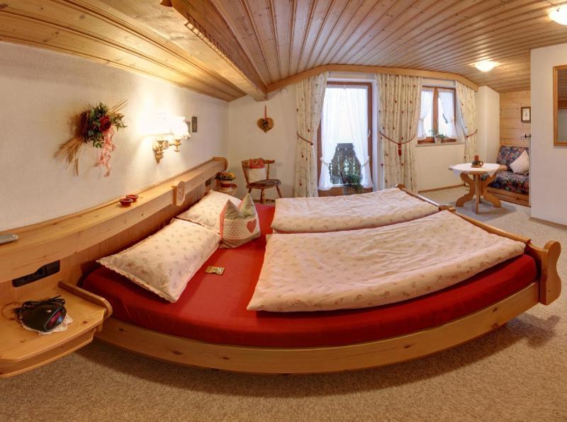Gaestehaus Restner - Chiemgau Karte Inzell Bagian luar foto