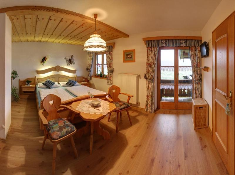 Gaestehaus Restner - Chiemgau Karte Inzell Bagian luar foto