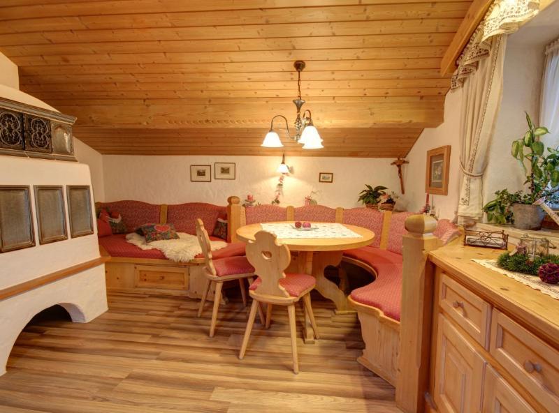 Gaestehaus Restner - Chiemgau Karte Inzell Bagian luar foto